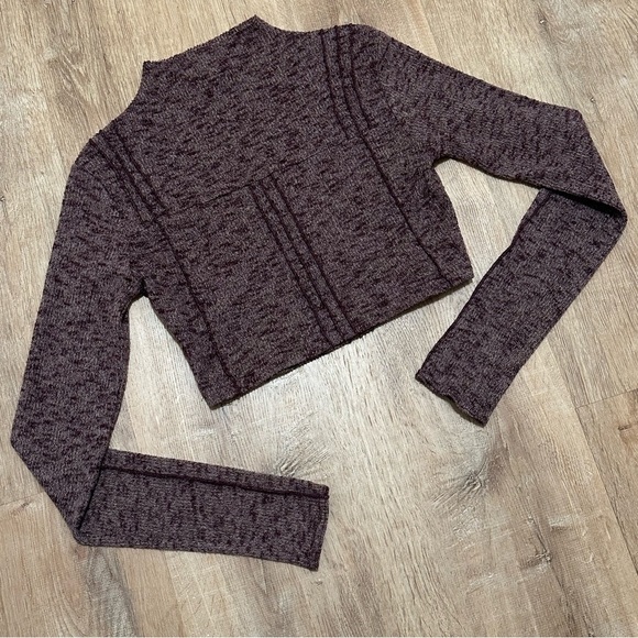 URBAN OUTFITTERS | OUT FROM UNDER | Tripp Mock Neck Crop Top - Picture 2 of 6